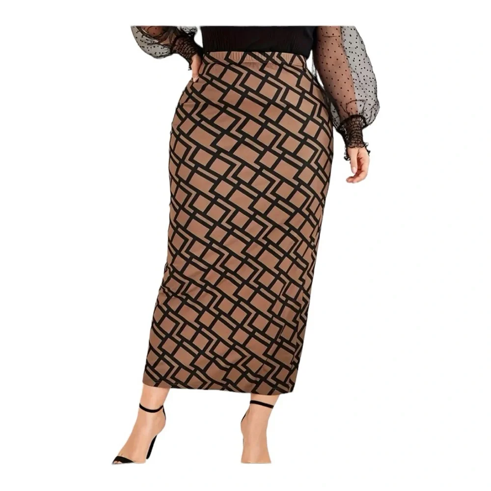 Boutique Women’s Size 4X (20) Geometric Print Skirt - Picture 2 of 13